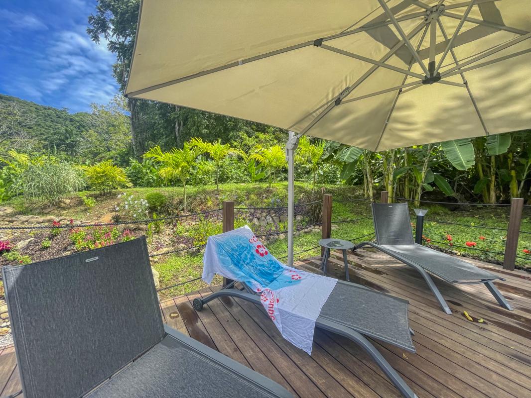 51. Location villa piscine proche plage Deshaies Guadeloupe_Extérieurs